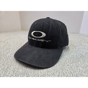 Vintage Oakley Hat Black "O Matter" Strapback Cap Rare Retro Logo